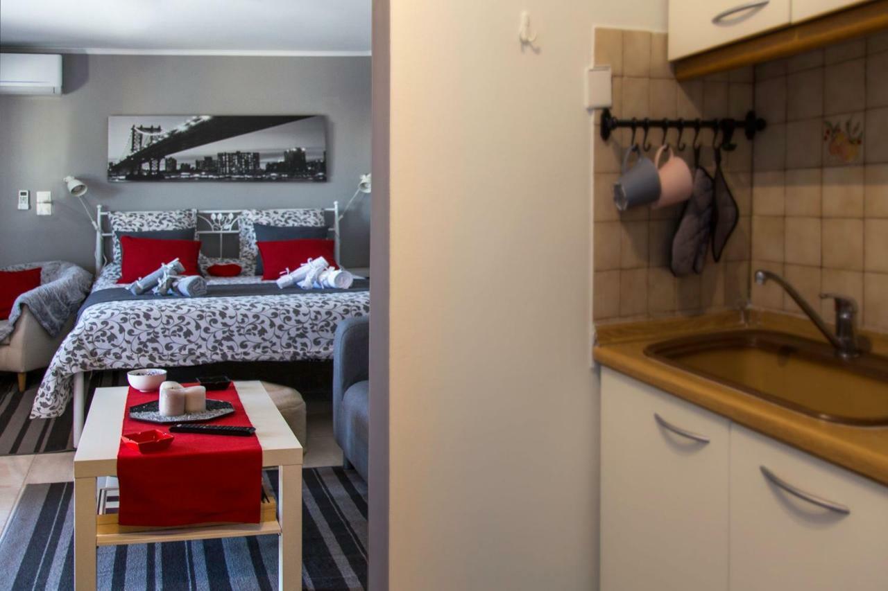'Romeo & Juliet' Cozy Apartment With Breathtaking View 아테네 외부 사진