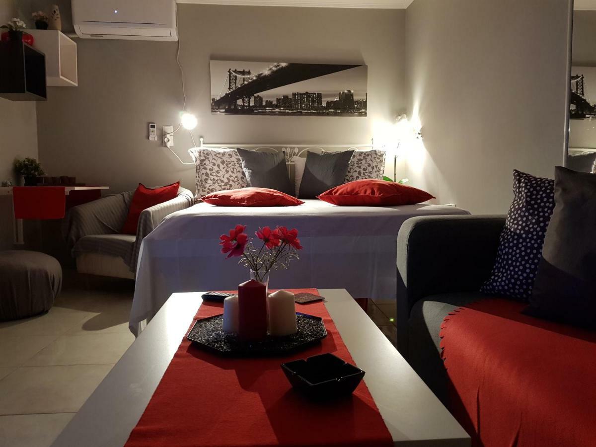 'Romeo & Juliet' Cozy Apartment With Breathtaking View 아테네 외부 사진